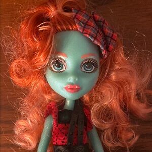 Monster High Lorna McNessie Doll